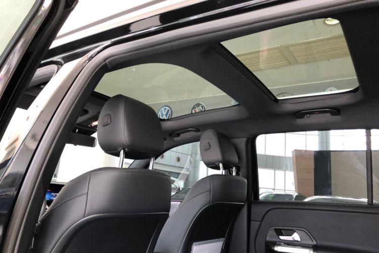 Used Mercedes-Benz EQB 2023 EQB 260 Interior 5