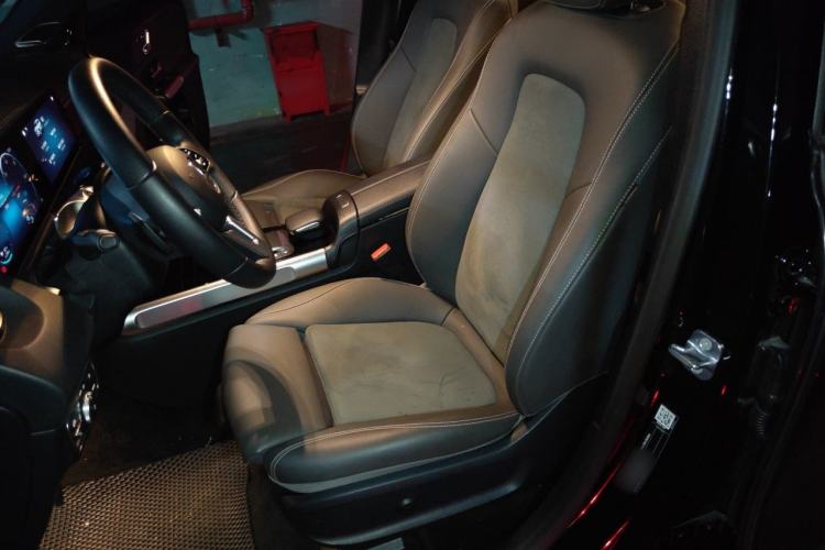 Used Mercedes-Benz EQB 2023-Year Restyled EQB 350 4MATIC Left Front Seat