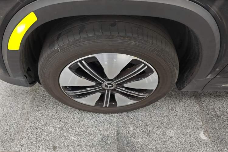Used Mercedes-Benz EQB 2023 EQB 260 Left Front Wheel Hub