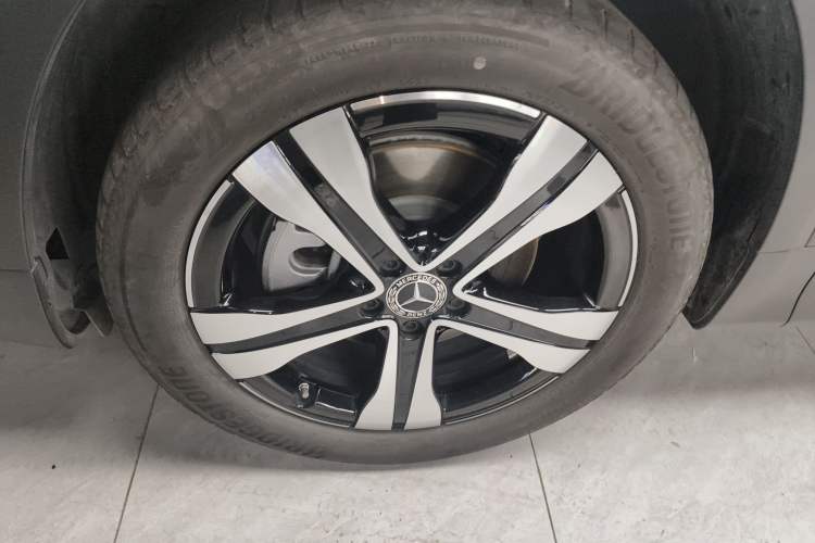 Used Mercedes-Benz EQB 2023-Year Restyled EQB 350 4MATIC Left Front Wheel Hub