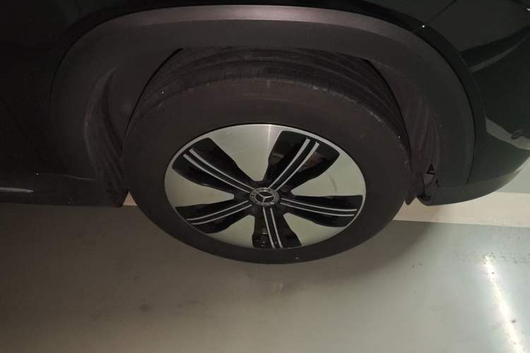 Used Mercedes-Benz EQB 2023 EQB 260 Right Front Wheel Hub