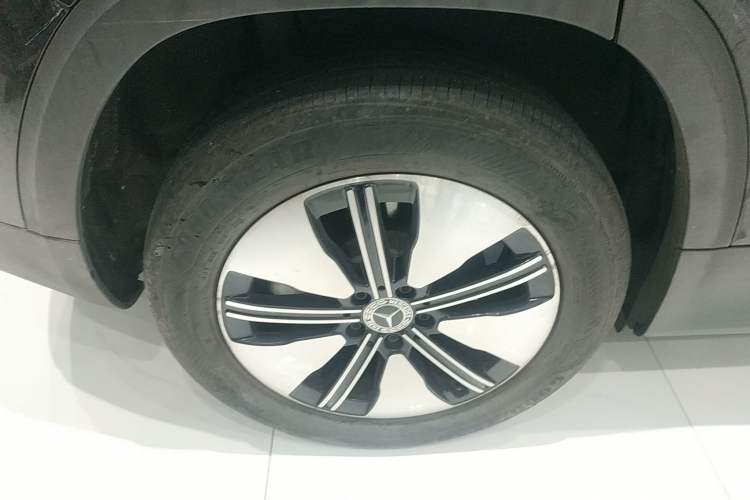 Used Mercedes-Benz EQB 2023 Facelift EQB 260 Right Rear Wheel Hub