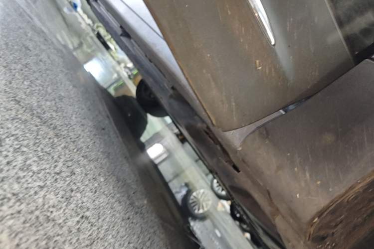 Used Mercedes-Benz EQB 2023 EQB 260 Right Side Sill
