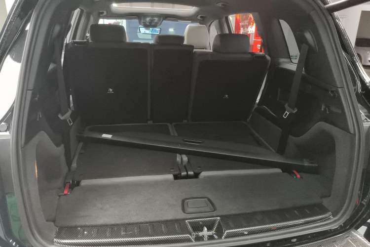 Used Mercedes-Benz EQB 2023-Year Restyled EQB 350 4MATIC Trunk