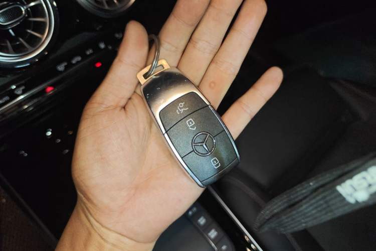 Used Mercedes-Benz EQB 2023-Year Restyled EQB 350 4MATIC Vehicle Key