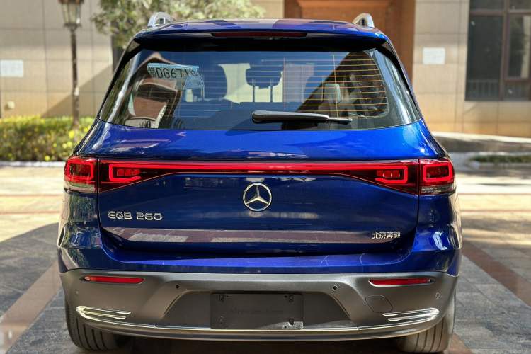 Used Mercedes-Benz EQB 2023 EQB 260 Exterior 6