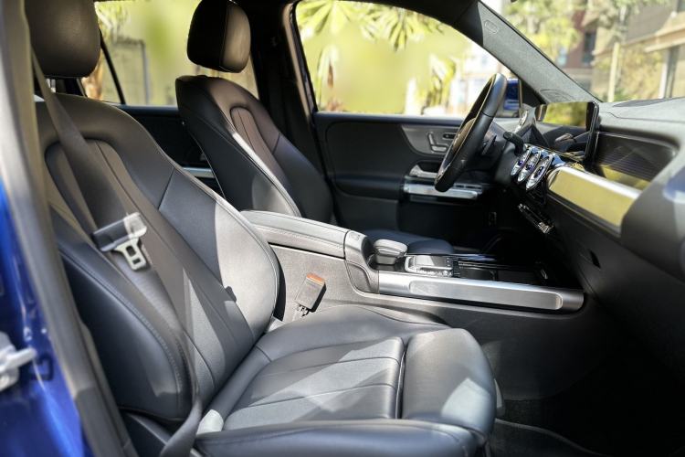 Used Mercedes-Benz EQB 2023 EQB 260 Interior 5