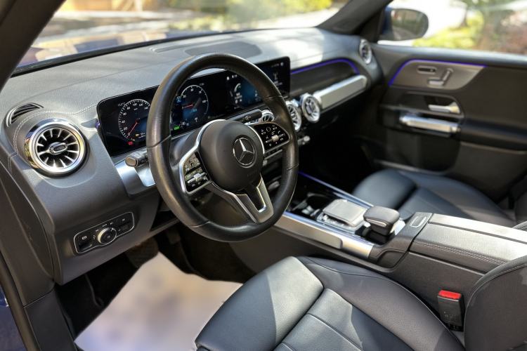 Used Mercedes-Benz EQB 2023 EQB 260 Interior 9