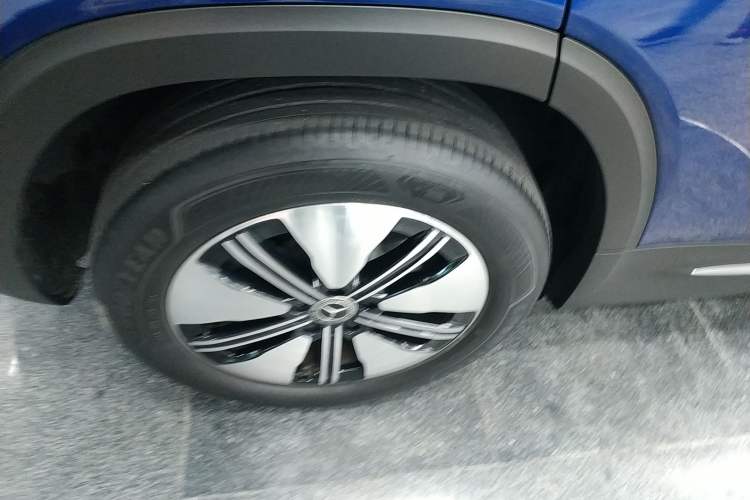 Used Mercedes-Benz EQB 2023 Facelift EQB 260 Right Rear Wheel Hub