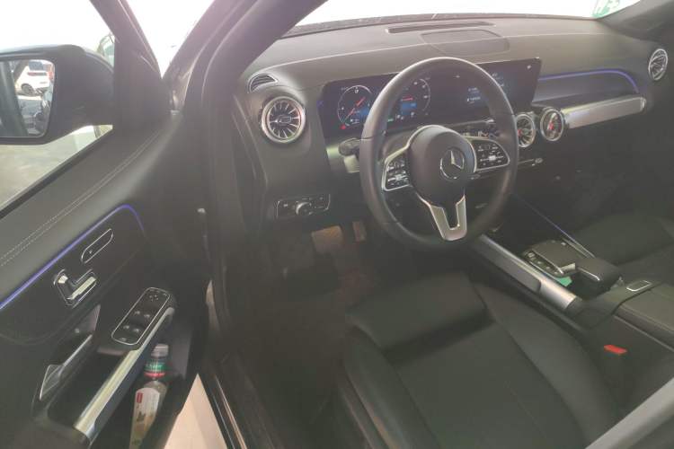 Used Mercedes-Benz EQB 2023 Facelift EQB 260 Driver Seat