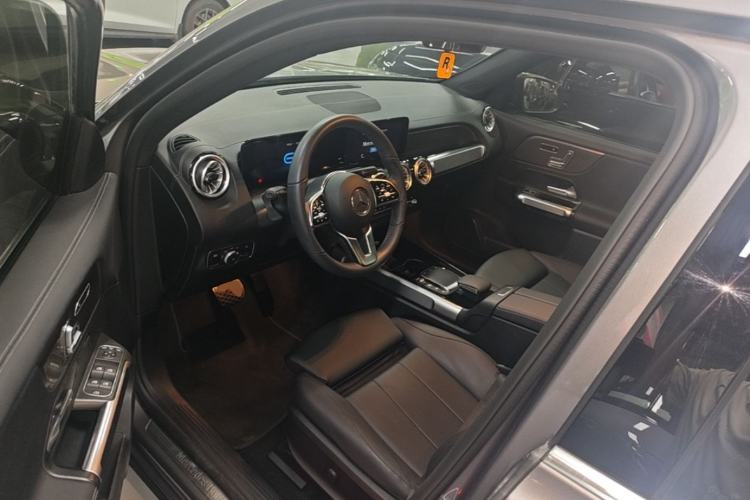 Used Mercedes-Benz EQB 2023 Facelift EQB 260 Driver Seat