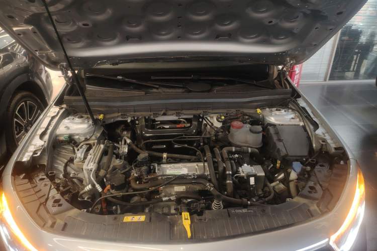 Used Mercedes-Benz EQB 2023 Facelift EQB 260 Engine Bay