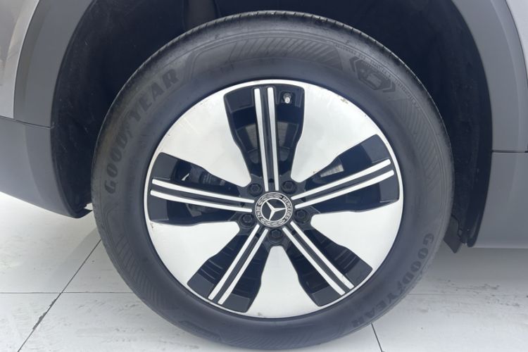 Used Mercedes-Benz EQB 2023 EQB 260 Exterior 5