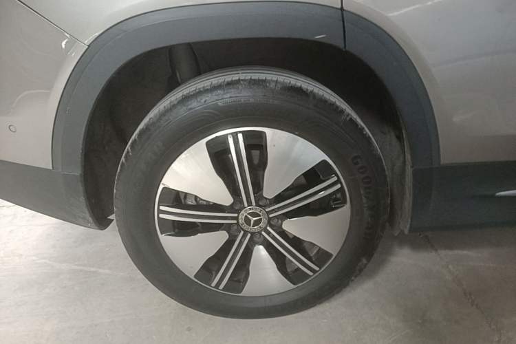 Used Mercedes-Benz EQB 2023 EQB 260 Exterior 5