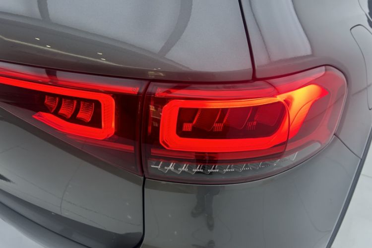 Used Mercedes-Benz EQB 2023 EQB 260 Exterior 9