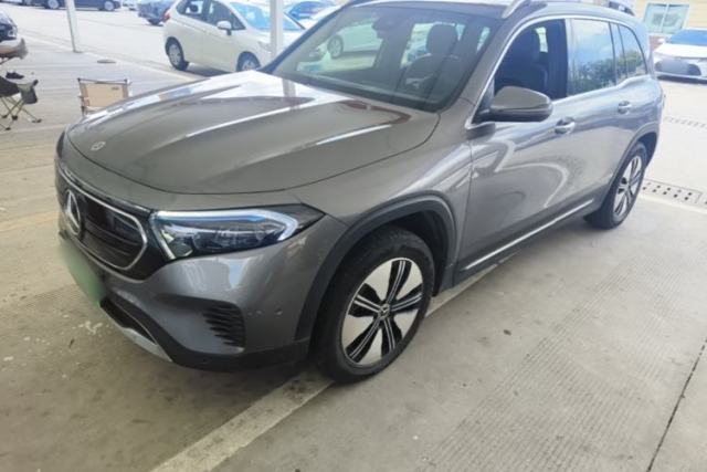 Ojetý Mercedes-Benz EQB 2023 EQB 260