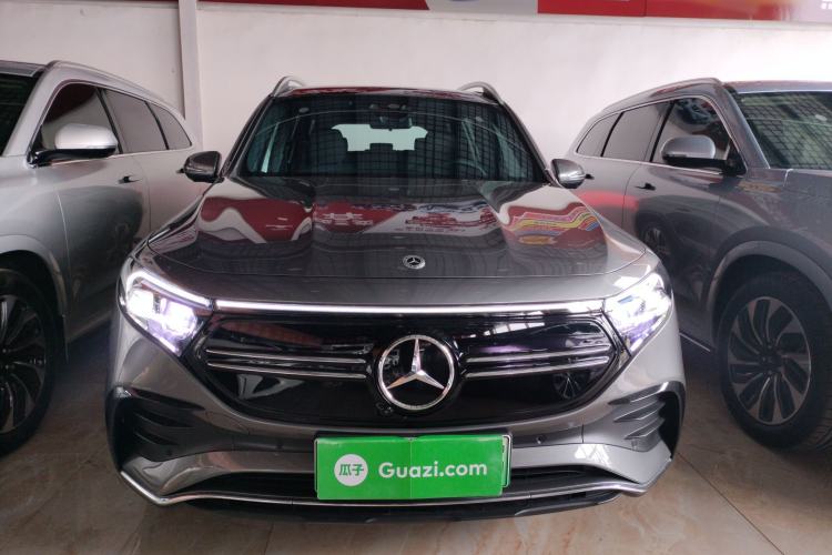 Used Mercedes-Benz EQB 2023-Year Restyled EQB 350 4MATIC Front