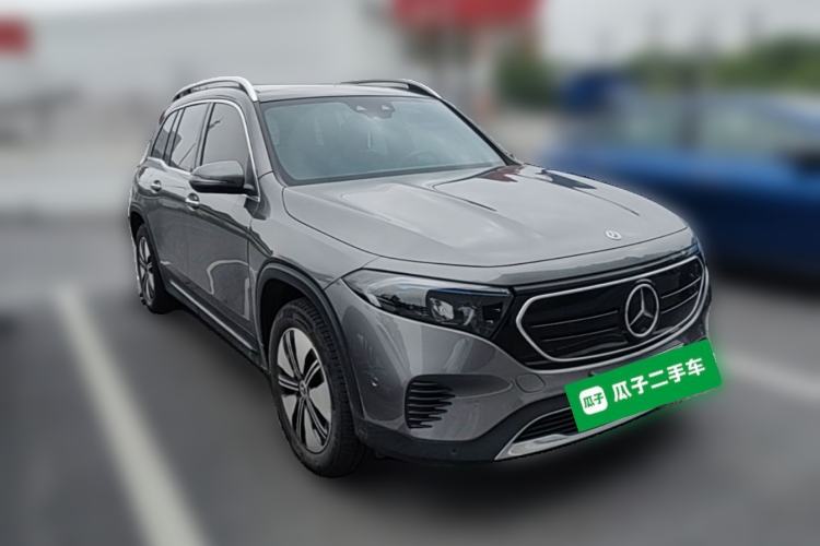 Used Mercedes-Benz EQB 2023 EQB 260 Front Right 45 Deg
