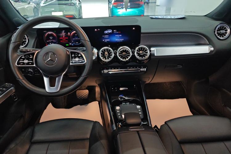 Used Mercedes-Benz EQB 2023 EQB 260 Interior 2