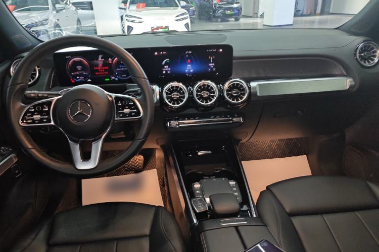 Used Mercedes-Benz EQB 2023 EQB 260 Interior 2
