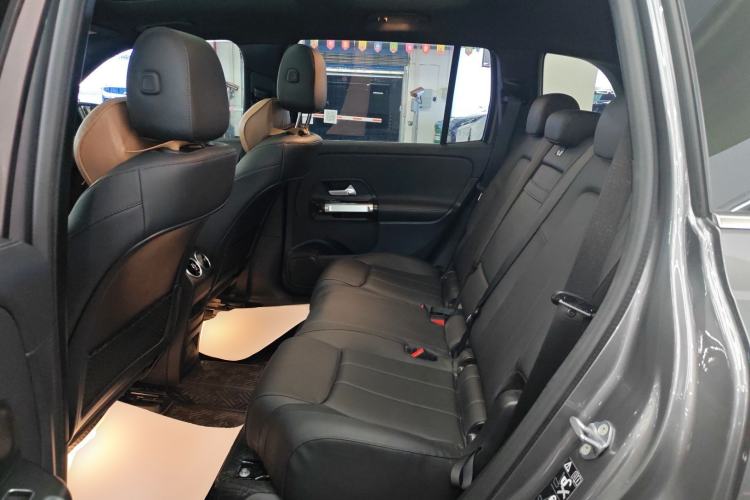 Used Mercedes-Benz EQB 2023 EQB 260 Interior 4