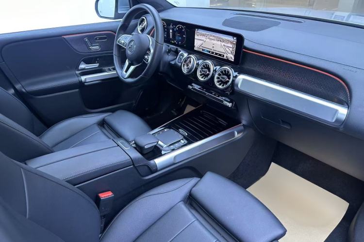 Used Mercedes-Benz EQB 2023 Facelift EQB 260 Interior 5
