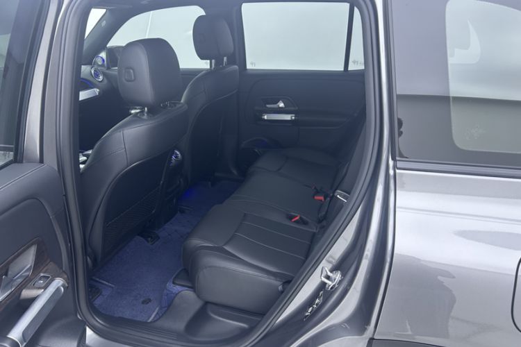 Used Mercedes-Benz EQB 2023 EQB 260 Interior 8