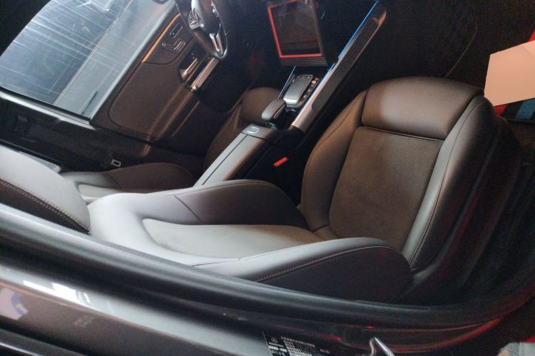 Used Mercedes-Benz EQB 2023-Year Restyled EQB 350 4MATIC Right Front Seat