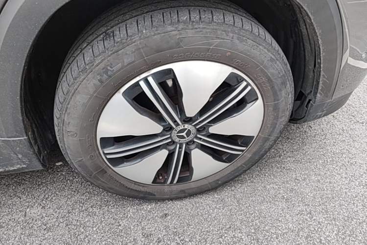 Used Mercedes-Benz EQB 2023 EQB 260 Right Front Wheel Hub