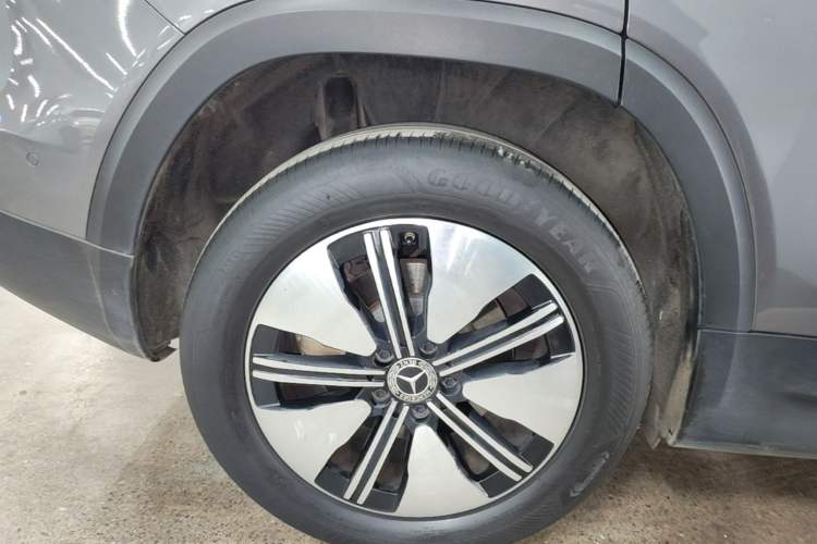 Used Mercedes-Benz EQB 2023 EQB 260 Right Rear Wheel Hub