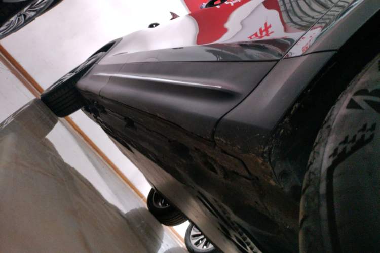 Used Mercedes-Benz EQB 2023-Year Restyled EQB 350 4MATIC Right Side Sill