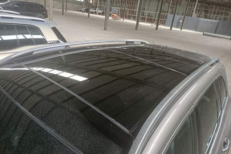 Used Mercedes-Benz EQB 2023 EQB 260 Roof