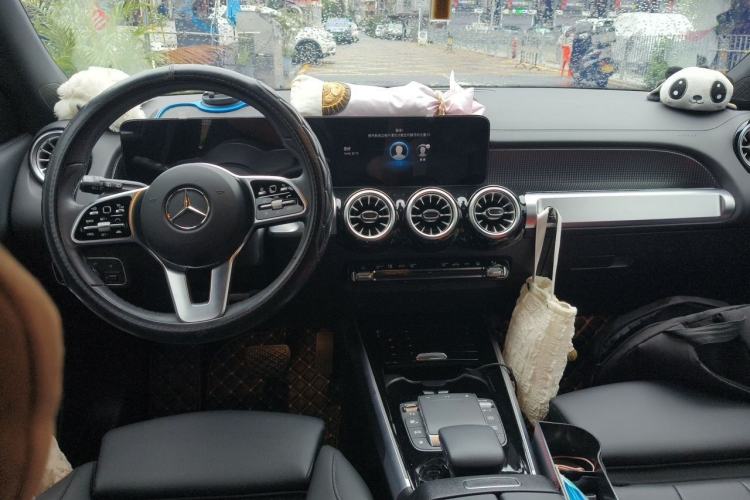 Used Mercedes-Benz EQB 2023 EQB 260 Center Console