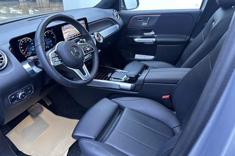 Used Mercedes-Benz EQB 2023 EQB 260 Interior 5