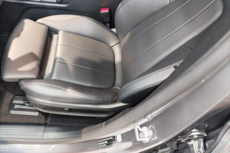 Used Mercedes-Benz EQB 2023 EQB 260 Left Front Seat