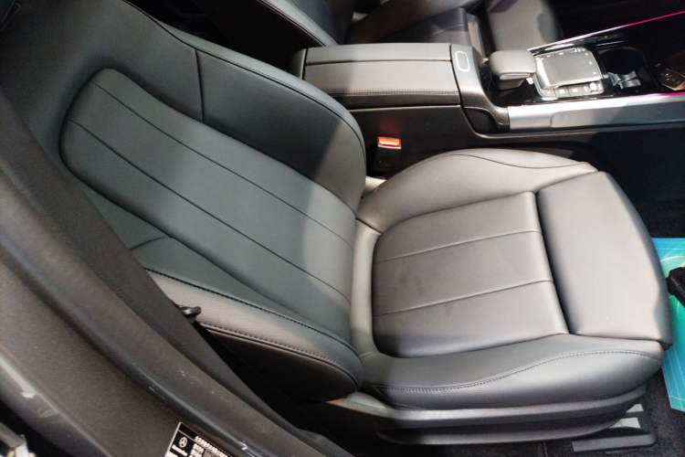 Used Mercedes-Benz EQB 2023 EQB 260 Right Front Seat
