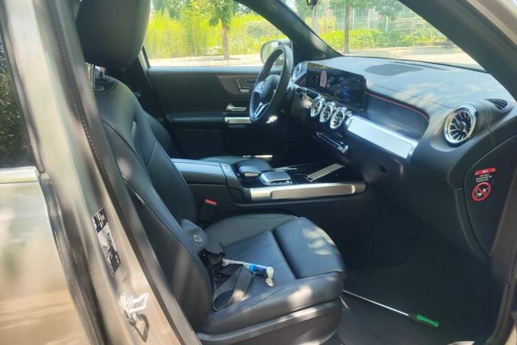 Used Mercedes-Benz EQB 2023 EQB 260 Right Front Seat
