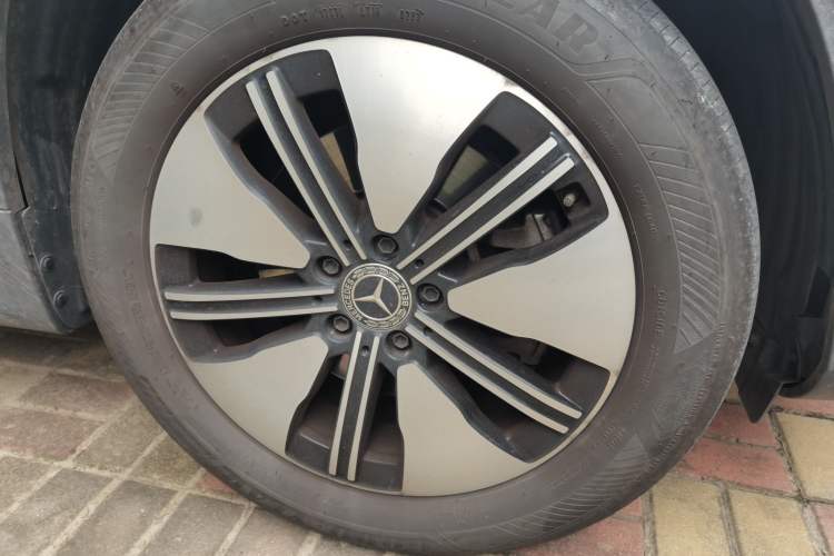 Used Mercedes-Benz EQB 2023 EQB 260 Right Front Wheel Hub