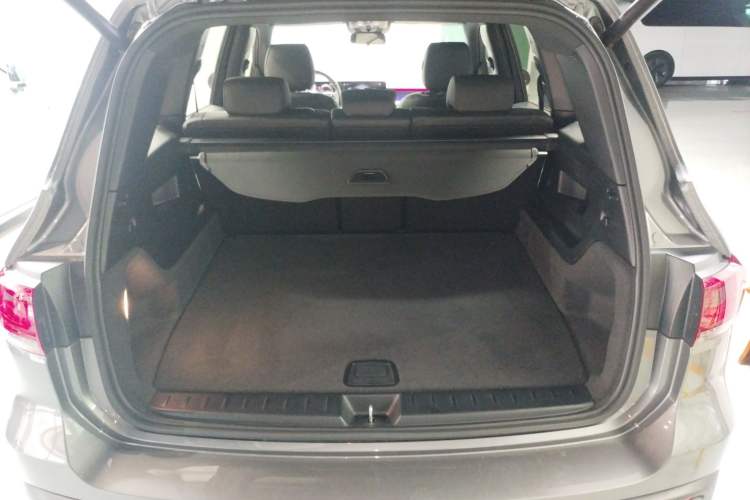 Used Mercedes-Benz EQB 2023 EQB 260 Trunk