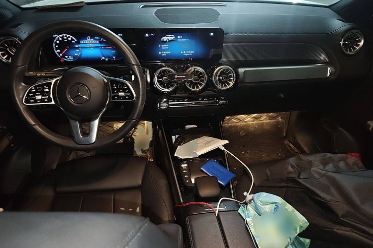 Used Mercedes-Benz EQB 2023 EQB 260 Center Console