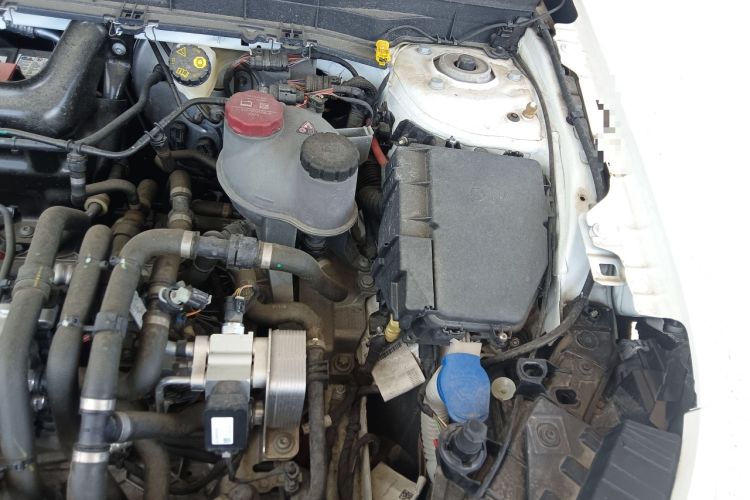 Used Mercedes-Benz EQB 2023 EQB 260 Engine Bay Left