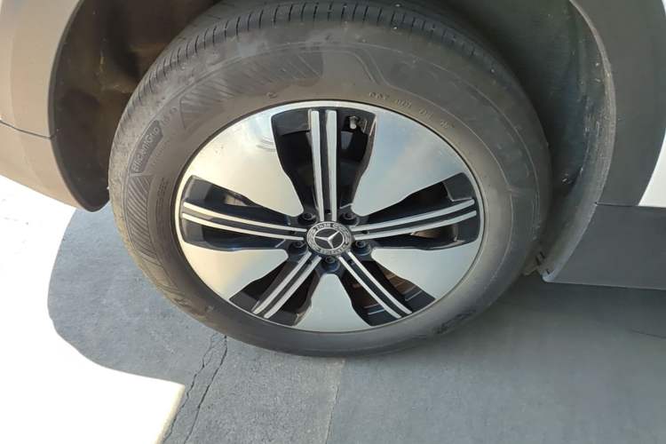 Used Mercedes-Benz EQB 2023 EQB 260 Exterior 5