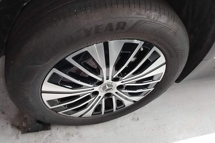 Used Mercedes-Benz EQB 2023 EQB 260 Exterior 5