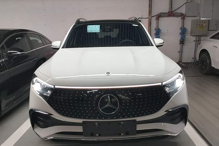 Used Mercedes-Benz EQB 2023 EQB 260 Front