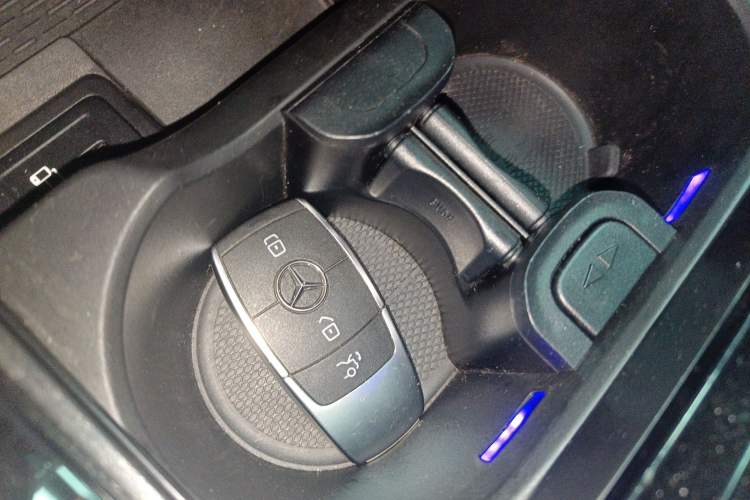 Used Mercedes-Benz EQB 2023 EQB 260 Interior 1