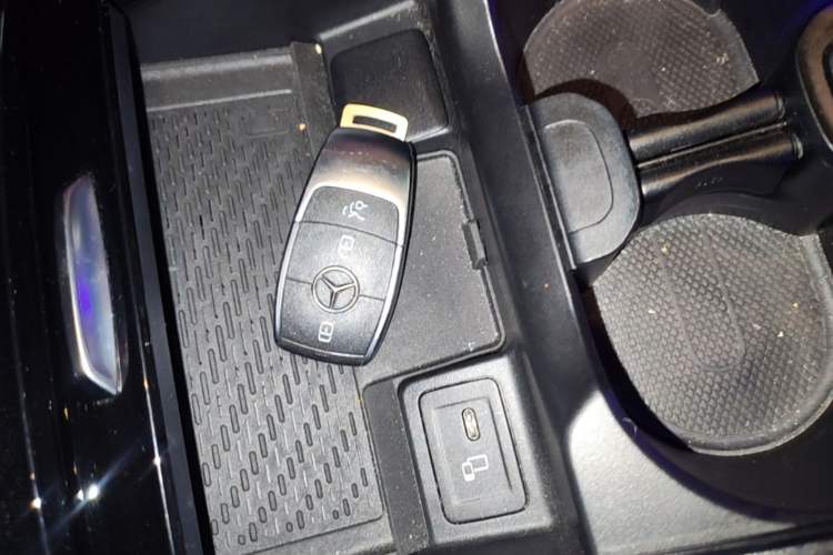 Used Mercedes-Benz EQB 2023 EQB 260 Interior 1