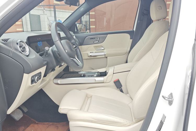 Used Mercedes-Benz EQB 2023 EQB 260 Interior 1