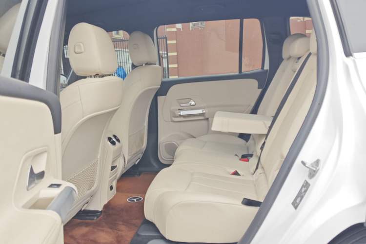 Used Mercedes-Benz EQB 2023 EQB 260 Interior 2