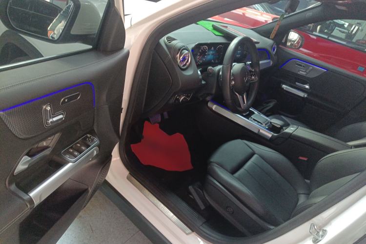 Used Mercedes-Benz EQB 2023 EQB 260 Interior 3