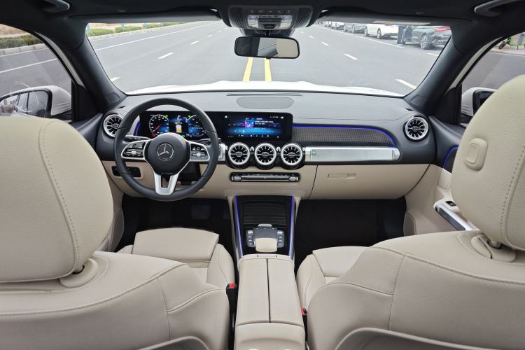 Used Mercedes-Benz EQB 2023 EQB 260 Interior 3